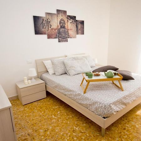 Apt Luminoso, Spazioso Con Aria Condiz E Bici Apartment เวียเรจโจ ภายนอก รูปภาพ